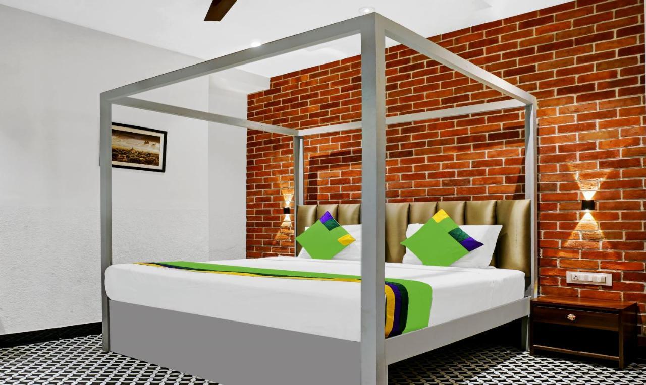 Itsy Hotels Banana Boutique Варанаси Экстерьер фото