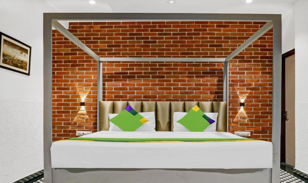 Itsy Hotels Banana Boutique Варанаси Экстерьер фото